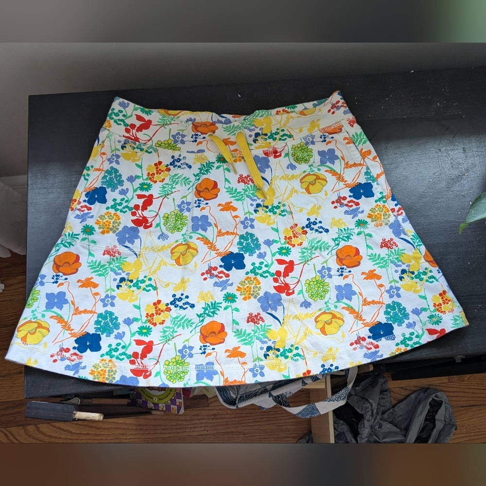 Patagonia girls floral skirt Size M (10 years)